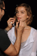5055fb15315324.gif