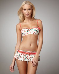 http://thumbnails4.imagebam.com/16367/f364cd163667359.jpg