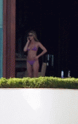 dc6db522703585 Jennifer Aniston and Courteney Cox   Beach Bikini Beauties