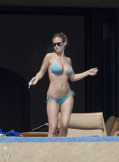 Bar Refeli Bikini Candids