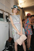 da5a1c36160297.gif