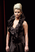 2d3f9b47796841.gif