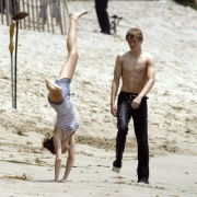 ����� ����� ���� - Lucas Till
